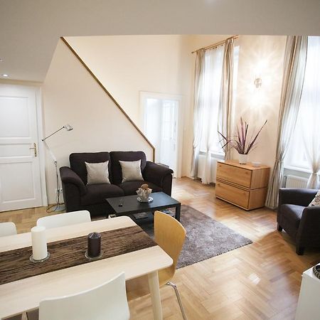 Agora Apartment ブダペスト エクステリア 写真