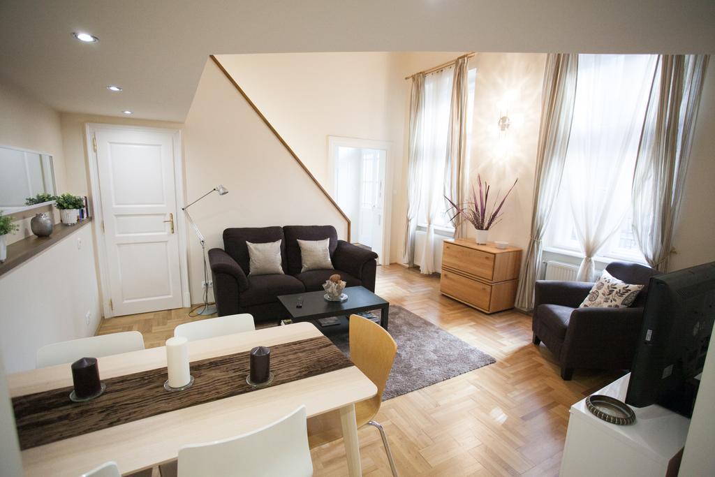 Agora Apartment ブダペスト エクステリア 写真