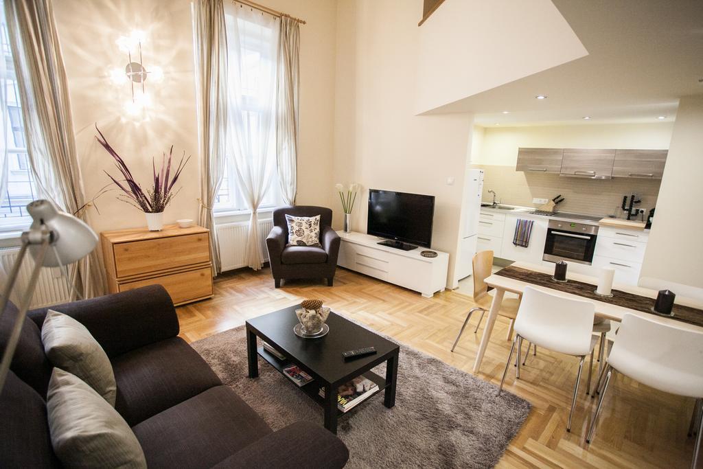 Agora Apartment ブダペスト エクステリア 写真